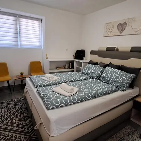Appartement Elita Prenociste à Bihać Extérieur photo
