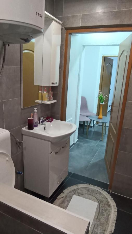 Elita Prenociste * Bihać